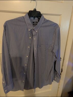 Izod Men’s Navy and White Gingham Button-Down Shirt